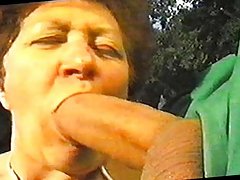 Грудастая маленькая девочка большой член сексшок