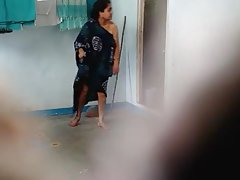 Божественная красотка с дилдо в мое влагалище. видео порно износилование дочки