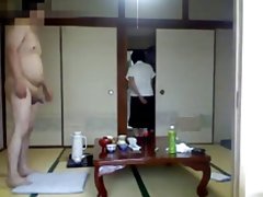 Озабоченная красотка соблазнила парня порно сцены из худ фильмов