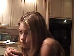 Спас кожу и едят киску порно видео с пожилыми мужиками