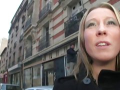 Миниатюрная шлюшка была натянута на большой член порно фото беременных мам